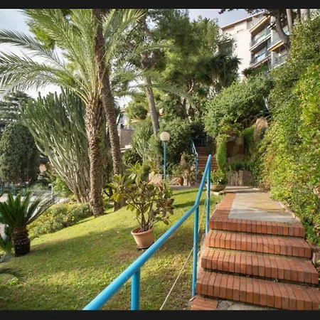 Mamariviera Holidays - Casa Vista Mare Con Piscina * 산레모