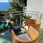 Appartamento Mamariviera Holidays - Casa Vista Mare Con Piscina Sanremo