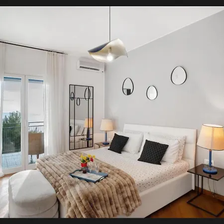 Mamariviera Holidays - Casa Vista Mare Con Piscina Sanremo